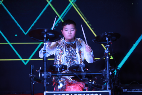 大禹漢光2018年“同心同行，共創(chuàng)未來”主題年會圓滿成功