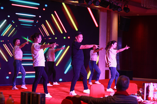 大禹漢光2018年“同心同行，共創(chuàng)未來”主題年會圓滿成功